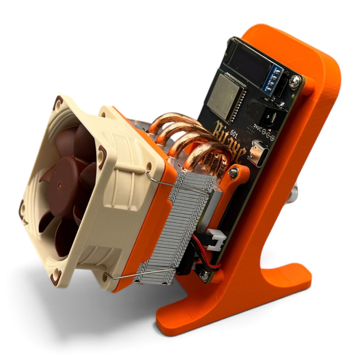3DTools Fan-Adapter aus orangefarbenem PETG für Noctua 60-mm-Lüfter am GeeekPi Low Profile Plus CPU-Kühler
