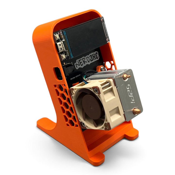 3DTools Standing Case in Orange für Nerdaxe und Nerdminer mit offener Wabenstruktur für optimale Kühlung