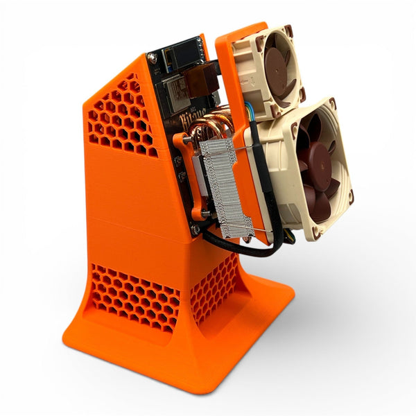 3DTools Twin-Fan-Adapter in Orange aus PETG für GeeekPi Low Profile Plus mit montierten Noctua-Lüftern